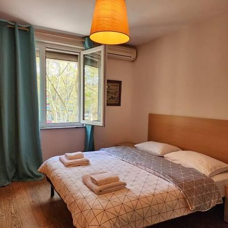 Vintage Flavor Apartment/Home ติรานา ภายนอก รูปภาพ